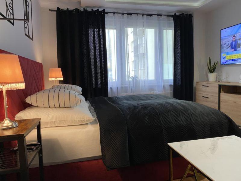 Apartament ,, Sen I Kawa" - Komfortowy Nocleg W Sercu Aglomeracji Bytom Extérieur photo